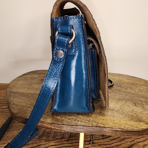 NWT-llina Flap Crossbody Bag in Coral Blue-Patricia Nash - Picture 14 of 16